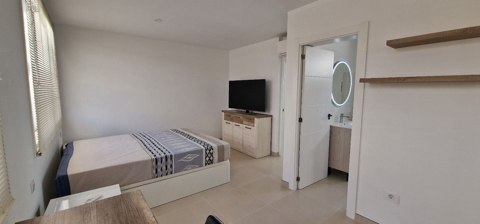 3 slaapkamer Villa te koop in Palm-Mar met zwembad - € 665.000 (Ref: 9353879)