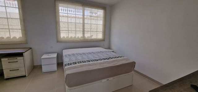 3 slaapkamer Villa te koop in Palm-Mar, Arona met zwembad - € 665.000 (Ref: 9353879)