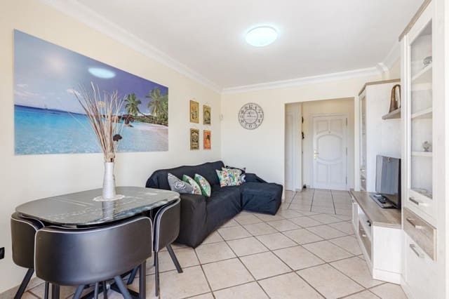 1 soveværelse Lejlighed til salg i Playa del Duque, Adeje med swimmingpool - € 325.000 (Ref: 9353880)