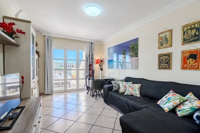 1 soveværelse Lejlighed til salg i Playa del Duque, Adeje med swimmingpool - € 325.000 (Ref: 9353880)