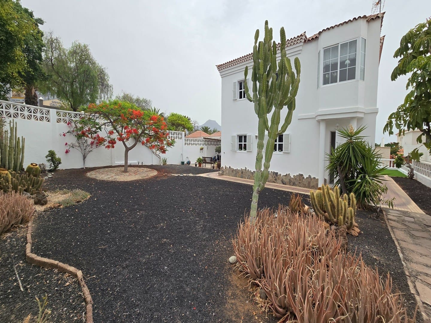 4 soverom Villa til salgs i Adeje - € 1 299 900 (Ref: 9353883)