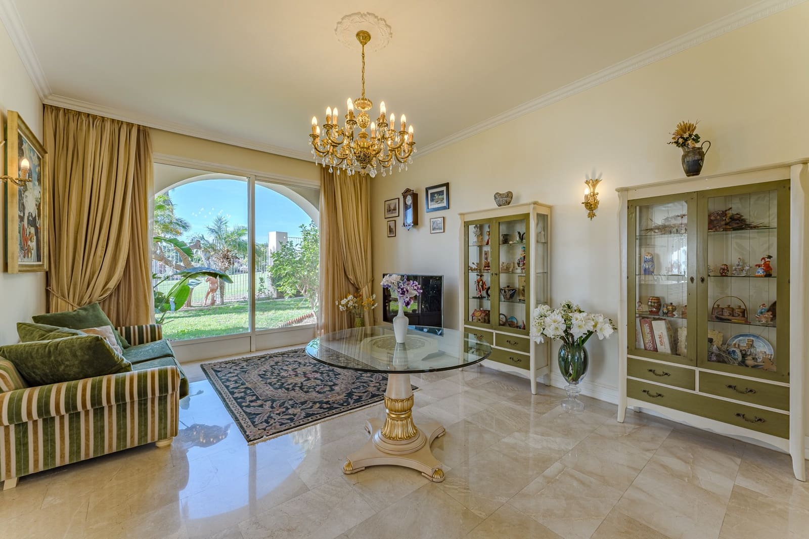 5 soveværelse Villa til salg i Adeje med swimmingpool - € 4.990.000 (Ref: 9353884)