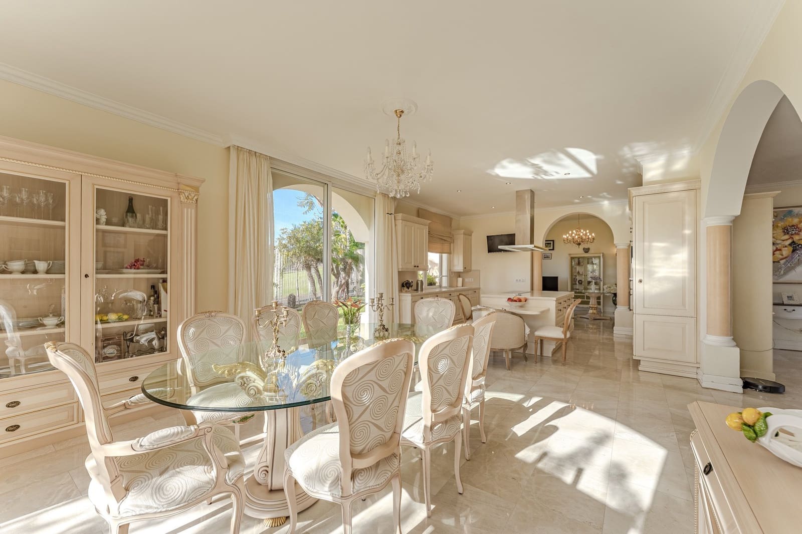 5 soveværelse Villa til salg i Adeje med swimmingpool - € 4.990.000 (Ref: 9353884)