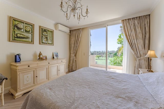 5 soveværelse Villa til salg i Casco Urbano, Adeje med swimmingpool - € 4.990.000 (Ref: 9353884)