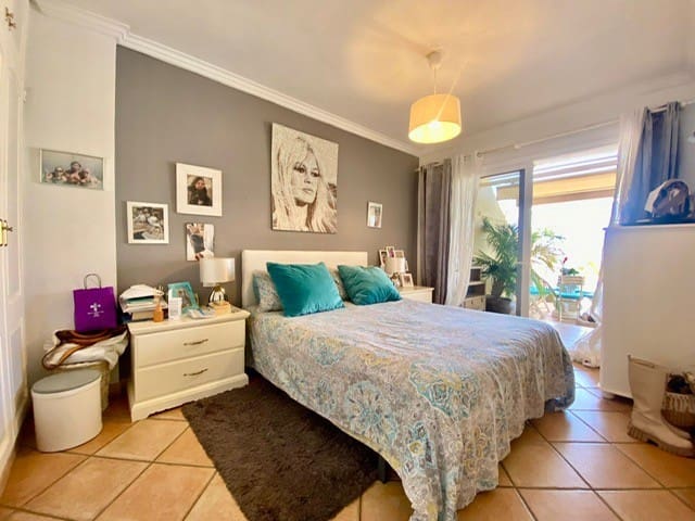 Apartamento de 1 habitación en Torviscas Centro y Alto, Adeje en venta con piscina - 420.000 € (Ref: 9353890)