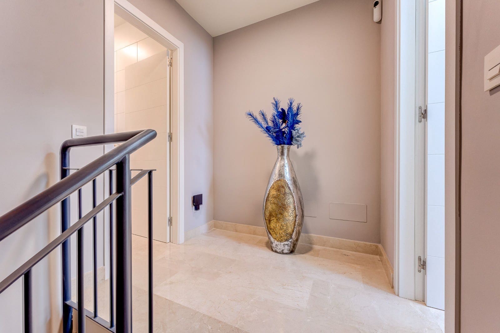 2 sypialnia Apartament na sprzedaż w La Caleta Adeje z basenem - 715 000 € (Ref: 9353891)