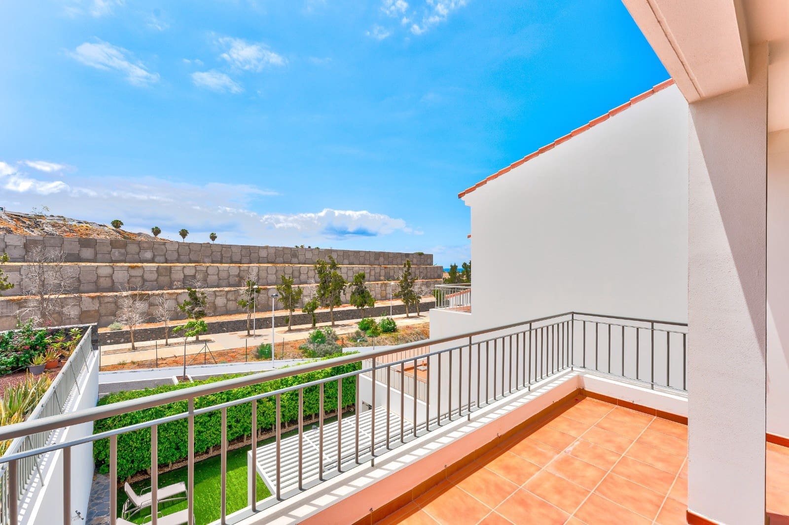 2 sypialnia Apartament na sprzedaż w La Caleta Adeje z basenem - 715 000 € (Ref: 9353891)