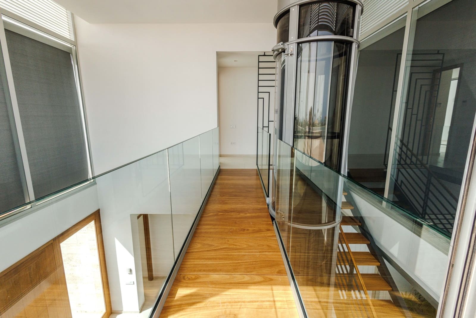 5 soverom Villa til salgs i La Caleta Adeje med svømmebasseng - € 6 150 000 (Ref: 9353895)