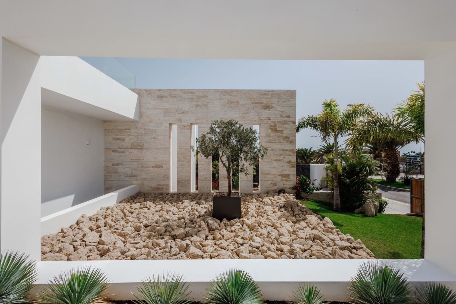 5 soverom Villa til salgs i La Caleta Adeje med svømmebasseng - € 6 150 000 (Ref: 9353895)