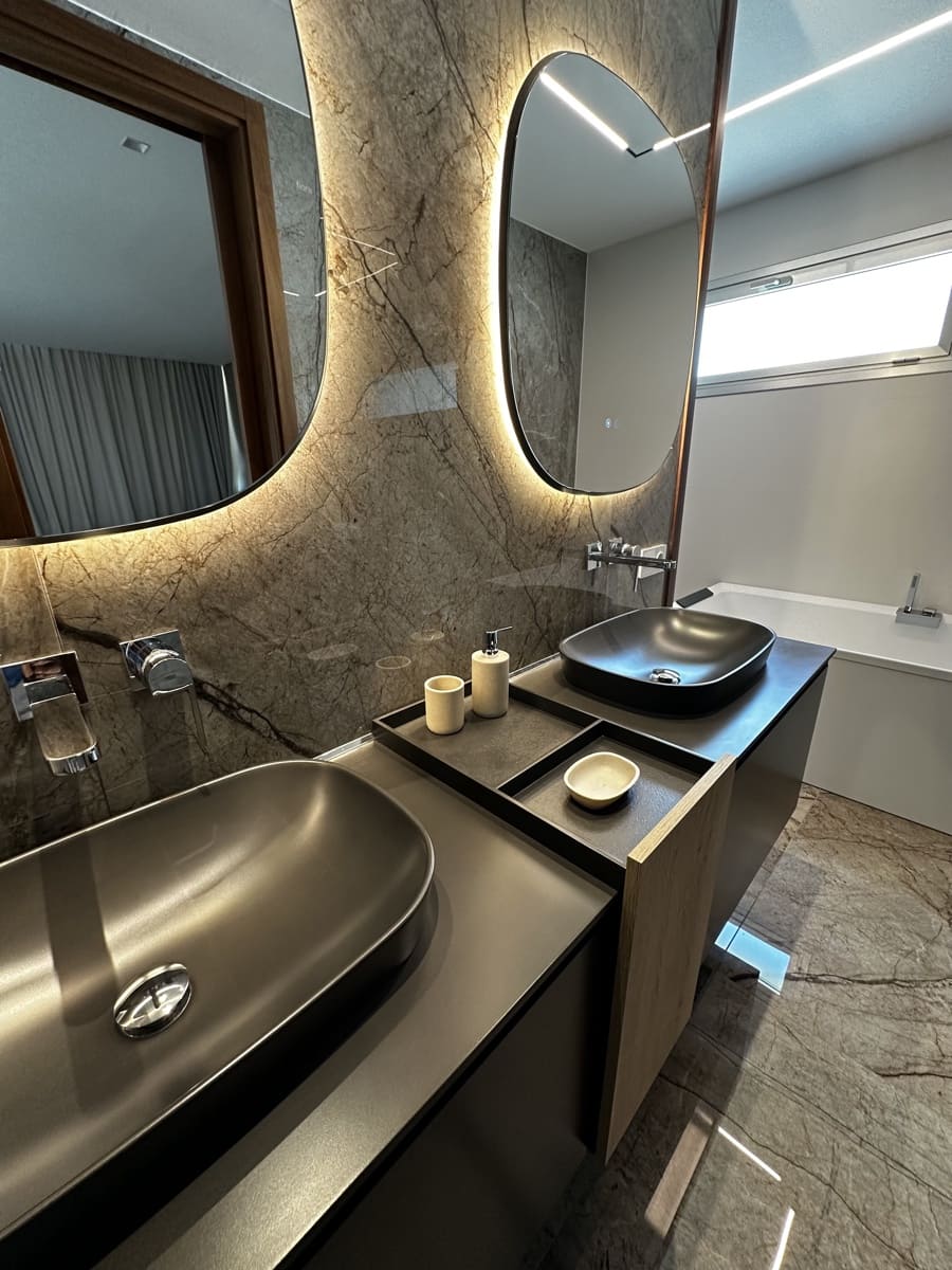 5 soverom Villa til salgs i La Caleta Adeje med svømmebasseng - € 6 150 000 (Ref: 9353895)