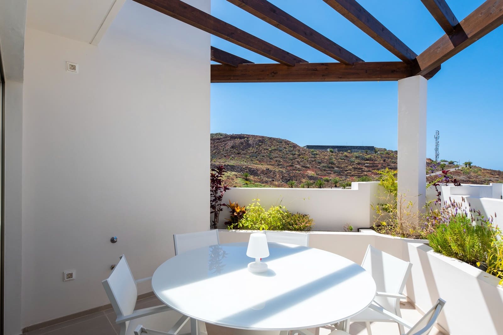 3 slaapkamer Appartement te koop in Palm-Mar met zwembad - € 795.000 (Ref: 9378032)