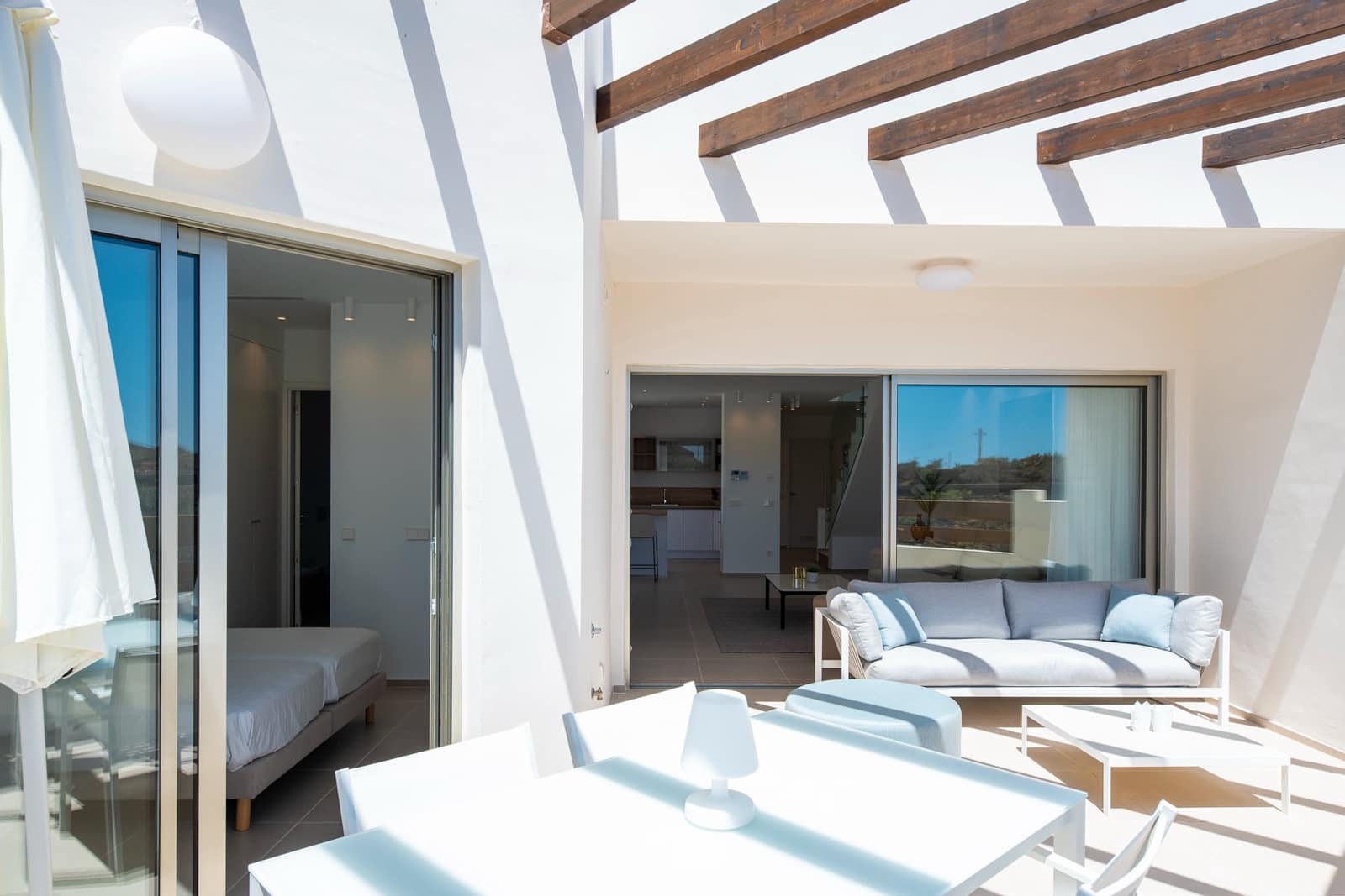 3 slaapkamer Appartement te koop in Palm-Mar met zwembad - € 795.000 (Ref: 9378032)