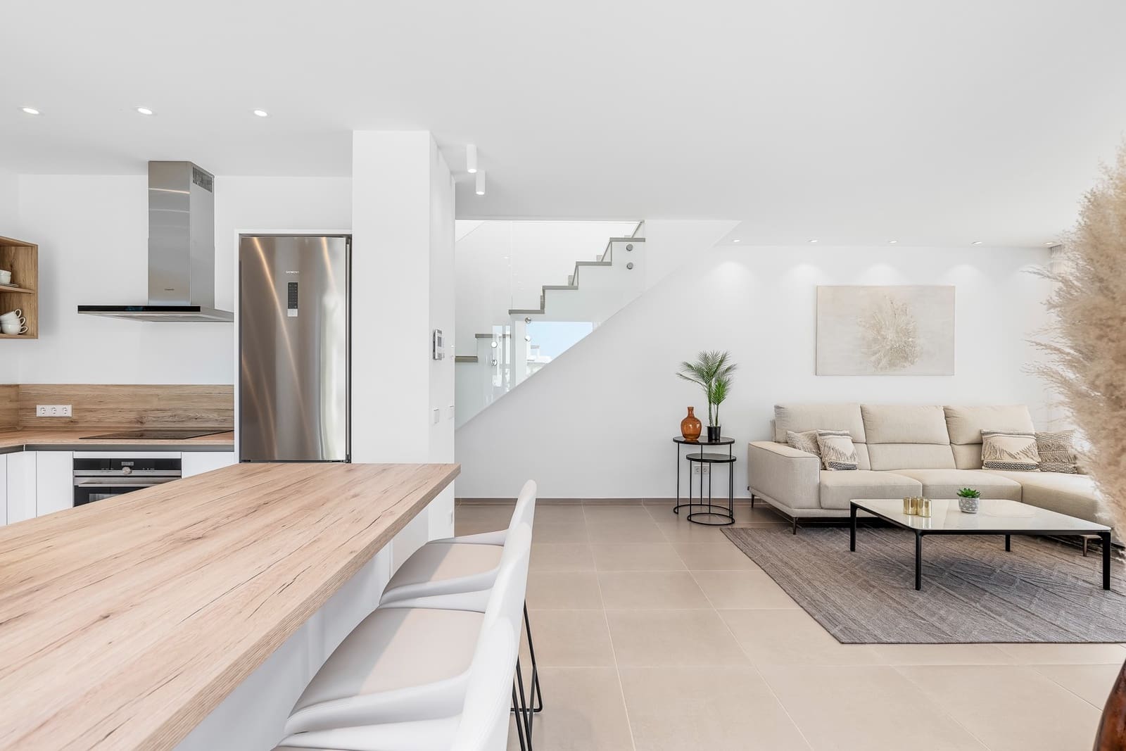 3 slaapkamer Appartement te koop in Palm-Mar met zwembad - € 795.000 (Ref: 9378032)