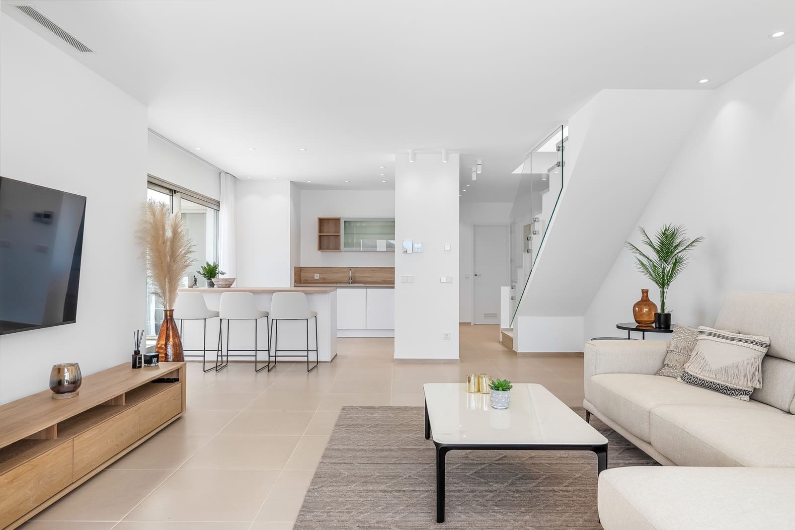 3 slaapkamer Appartement te koop in Palm-Mar met zwembad - € 795.000 (Ref: 9378032)