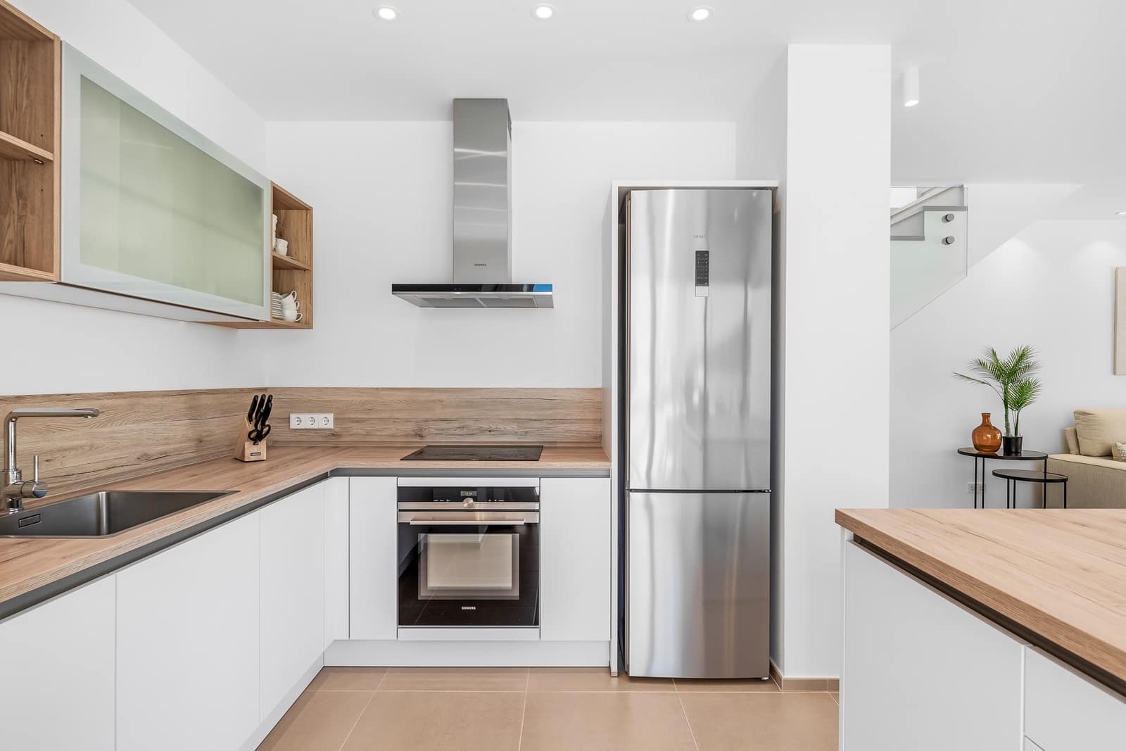 3 slaapkamer Appartement te koop in Palm-Mar met zwembad - € 795.000 (Ref: 9378032)