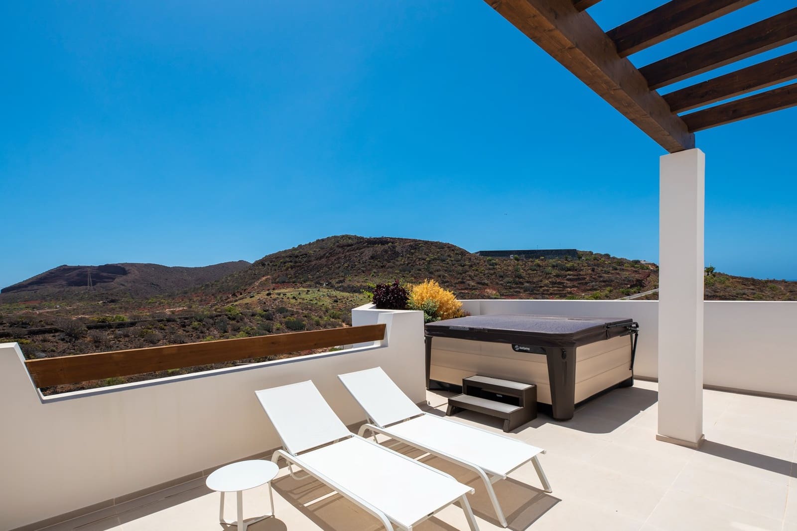 3 slaapkamer Appartement te koop in Palm-Mar met zwembad - € 795.000 (Ref: 9378032)