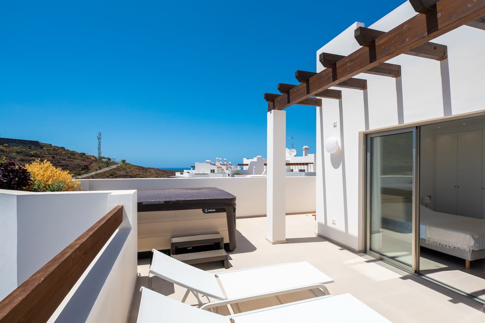 3 slaapkamer Appartement te koop in Palm-Mar met zwembad - € 795.000 (Ref: 9378032)