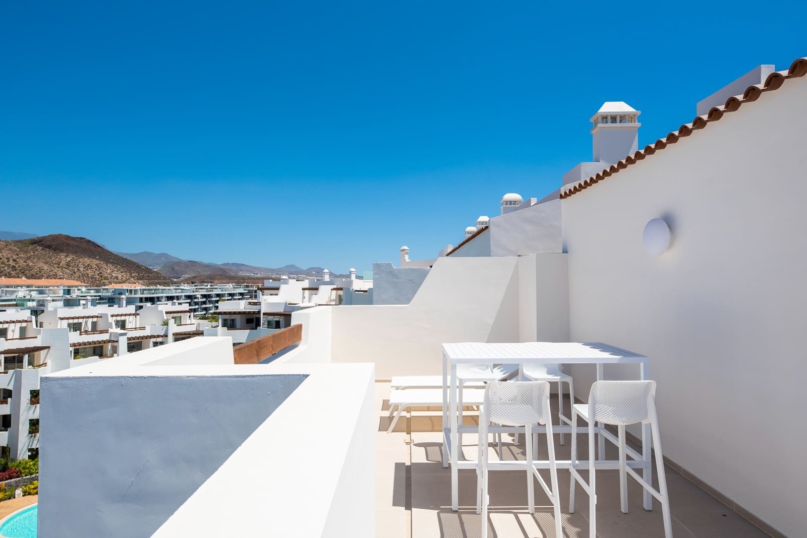 3 slaapkamer Appartement te koop in Palm-Mar met zwembad - € 795.000 (Ref: 9378032)