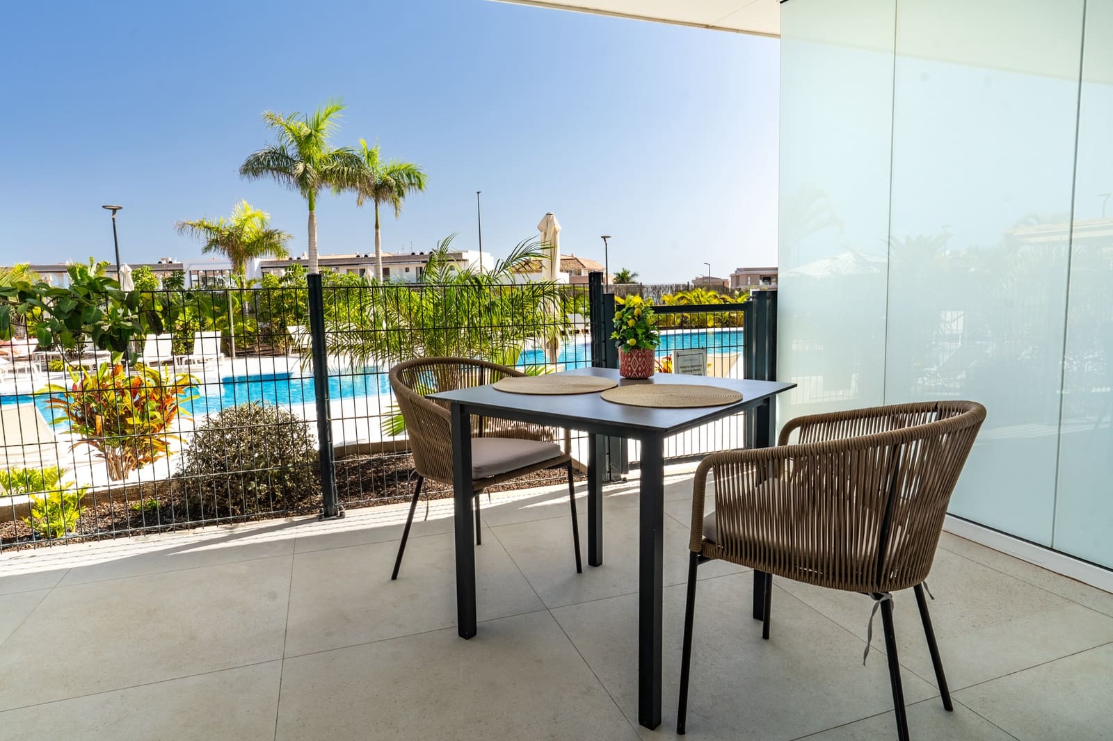 1 slaapkamer Appartement te koop in San Miguel de Abona met zwembad garage - € 349.000 (Ref: 9476186)