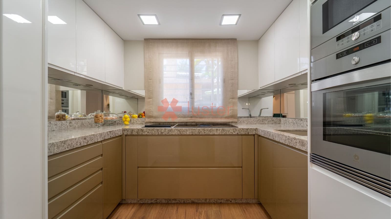 3 bedroom Villa for rent in Alhaurin de la Torre with pool garage - € 4,600 (Ref: 9314237)