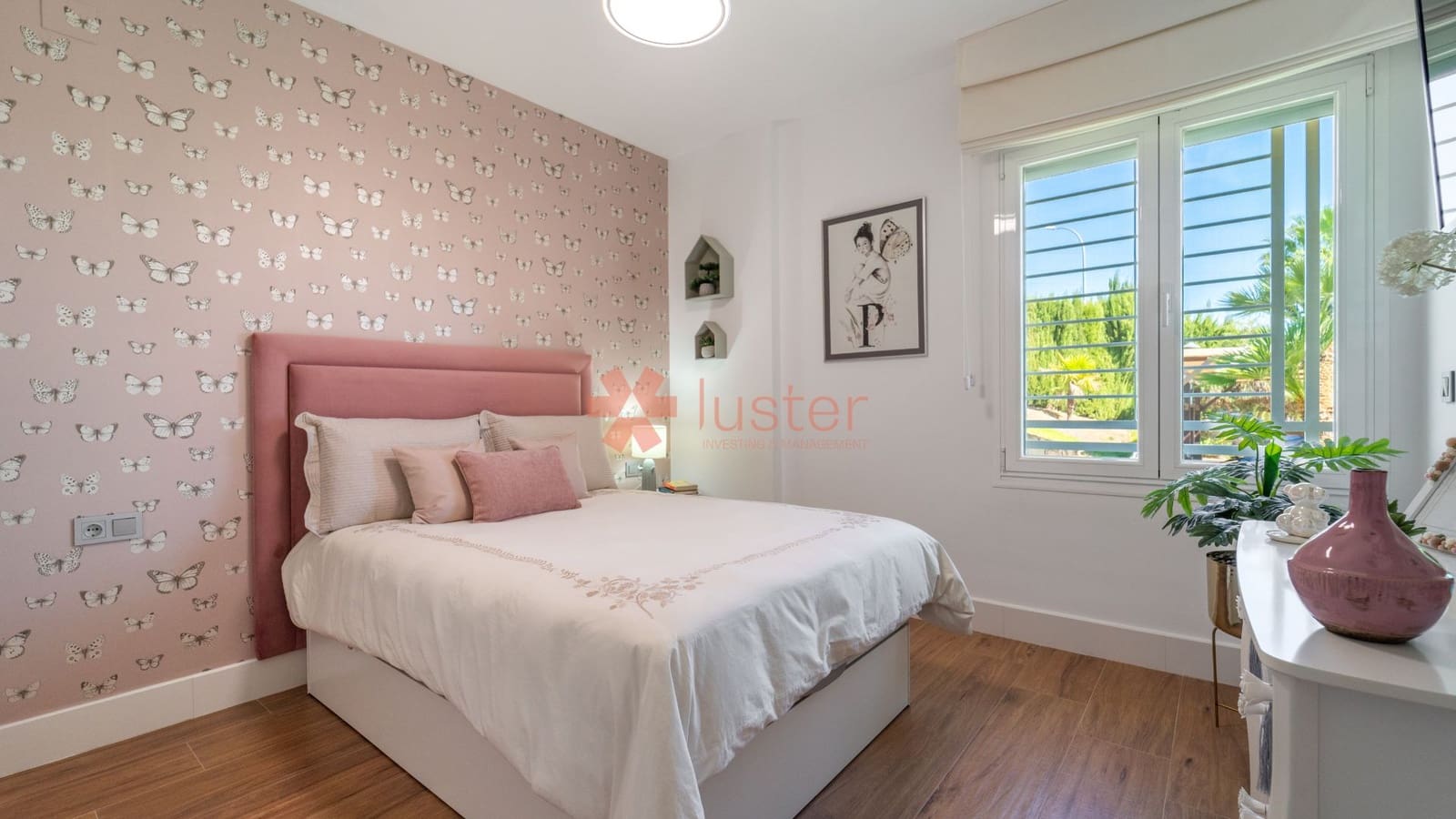 3 bedroom Villa for rent in Alhaurin de la Torre with pool garage - € 4,600 (Ref: 9314237)