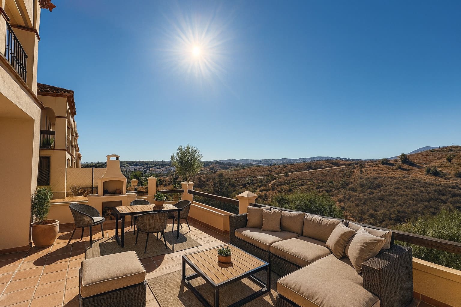 3 sypialnia Willa na sprzedaż w Mijas Golf z basenem garażem - 445 000 € (Ref: 9360872)