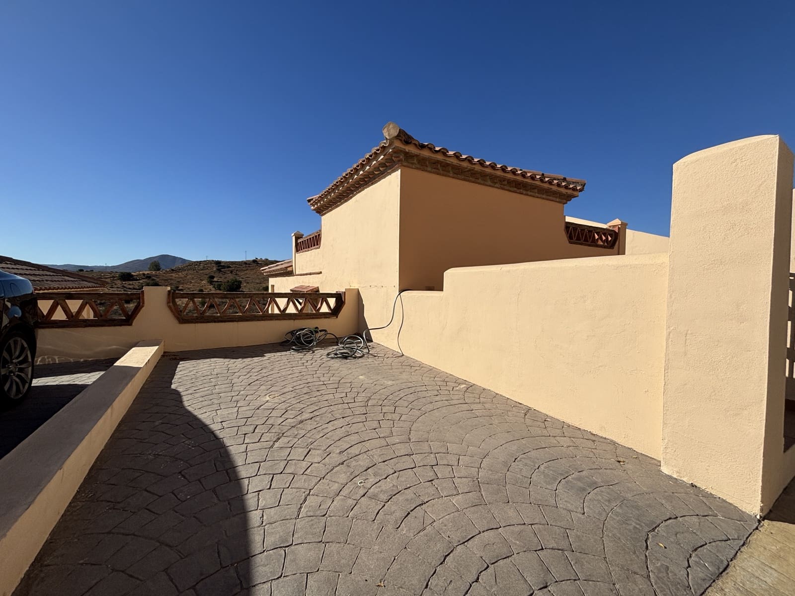 3 sypialnia Willa na sprzedaż w Mijas Golf z basenem garażem - 445 000 € (Ref: 9360872)