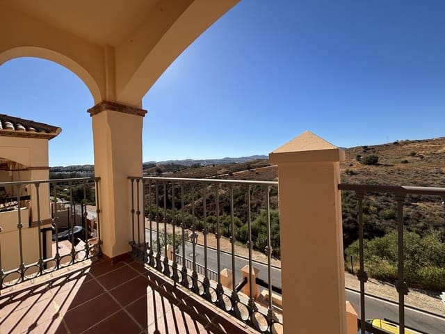 3 bedroom Villa for sale in Mijas Golf, Mijas with pool garage - € 445,000 (Ref: 9360872)