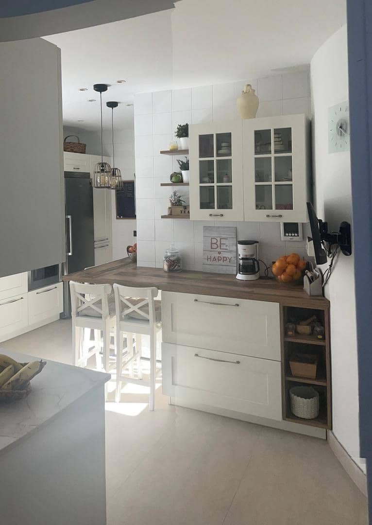 4 makuuhuone Huvila myytävänä paikassa Plentzia mukana uima-altaan 
autotalli - 700 000 € (Ref: 9319819)