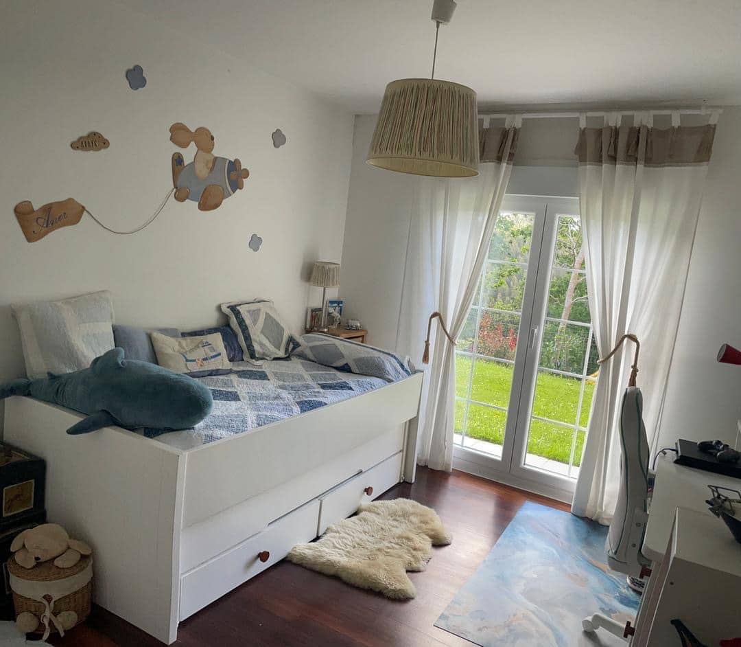 4 makuuhuone Huvila myytävänä paikassa Plentzia mukana uima-altaan 
autotalli - 700 000 € (Ref: 9319819)