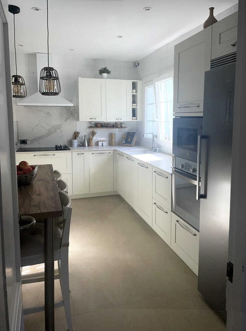 4 makuuhuone Huvila myytävänä paikassa Plentzia mukana uima-altaan 
autotalli - 700 000 € (Ref: 9319819)