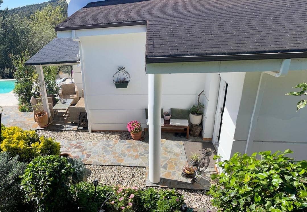 4 makuuhuone Huvila myytävänä paikassa Plentzia mukana uima-altaan 
autotalli - 700 000 € (Ref: 9319819)