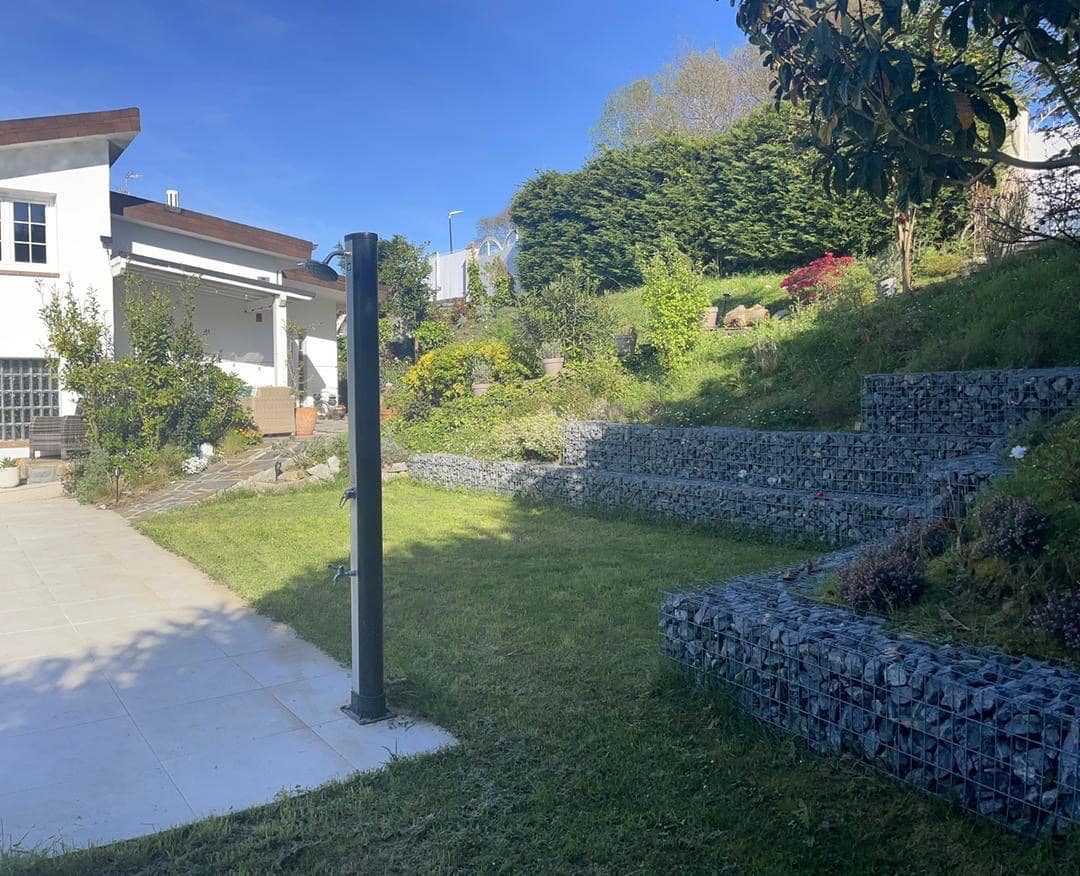 4 makuuhuone Huvila myytävänä paikassa Plentzia mukana uima-altaan 
autotalli - 700 000 € (Ref: 9319819)