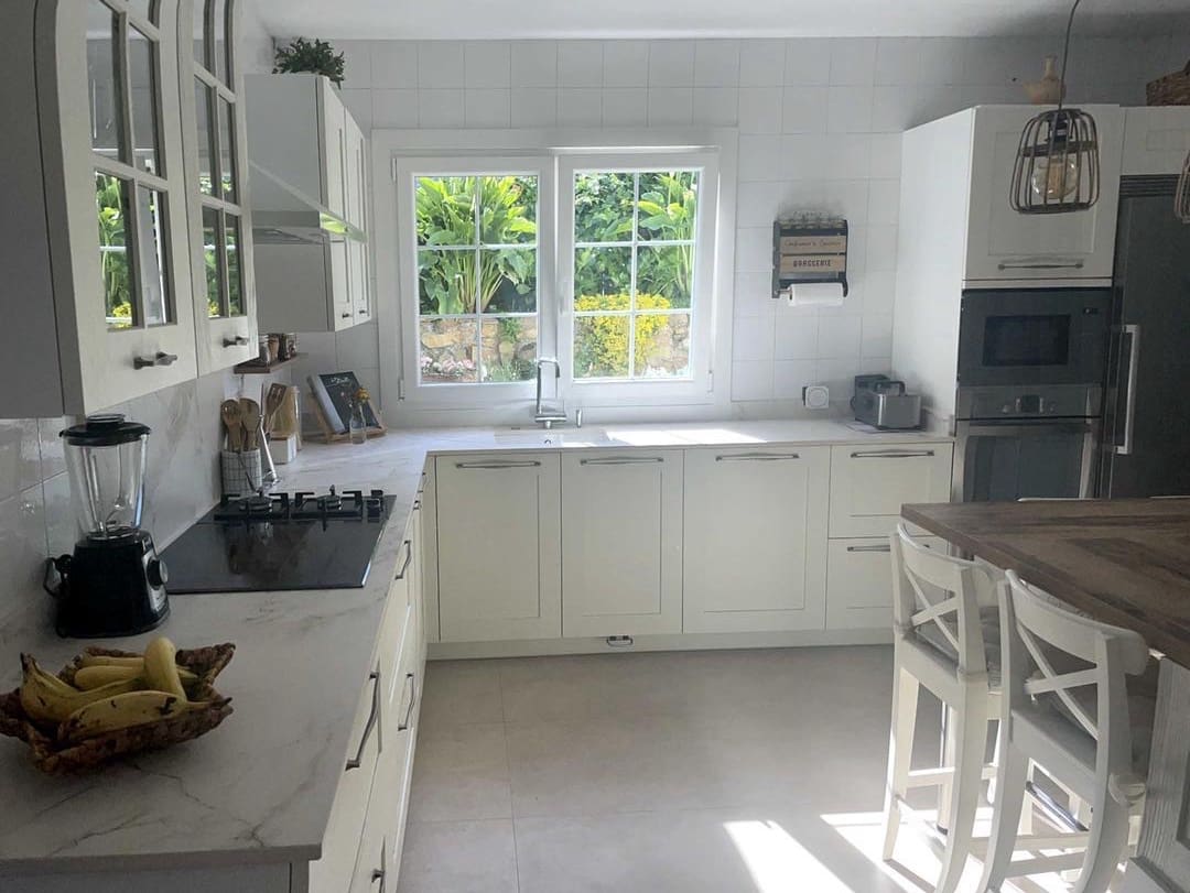 4 makuuhuone Huvila myytävänä paikassa Plentzia mukana uima-altaan 
autotalli - 700 000 € (Ref: 9319819)