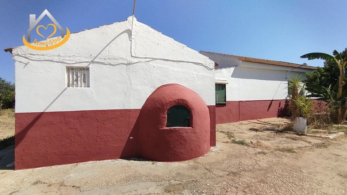 3 bedroom Finca/Country House for sale in San Juan del Puerto - € 163,500 (Ref: 9383334)