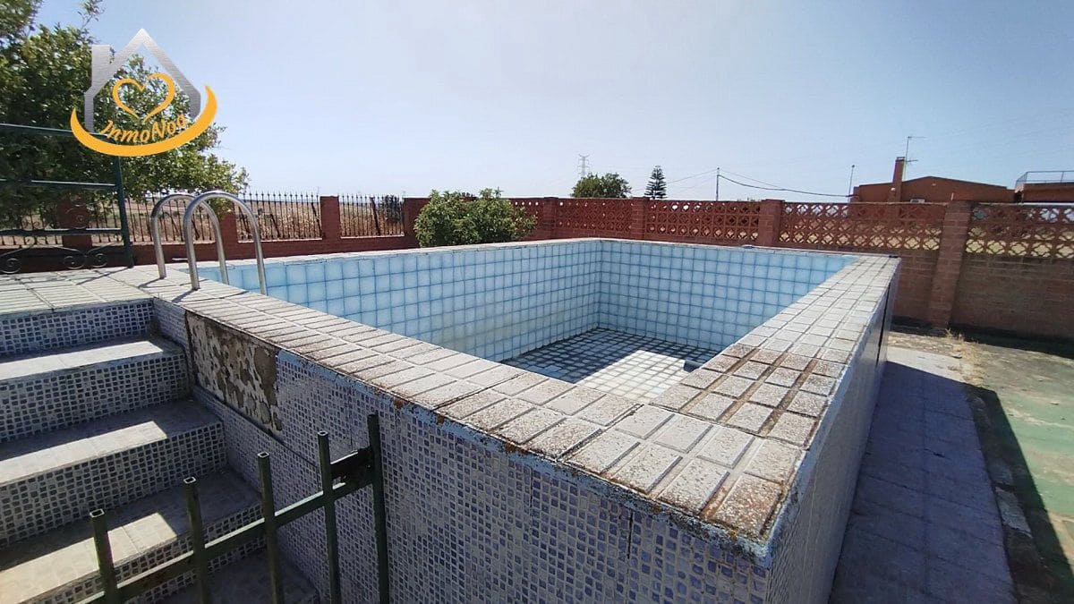 3 bedroom Finca/Country House for sale in San Juan del Puerto - € 163,500 (Ref: 9383334)