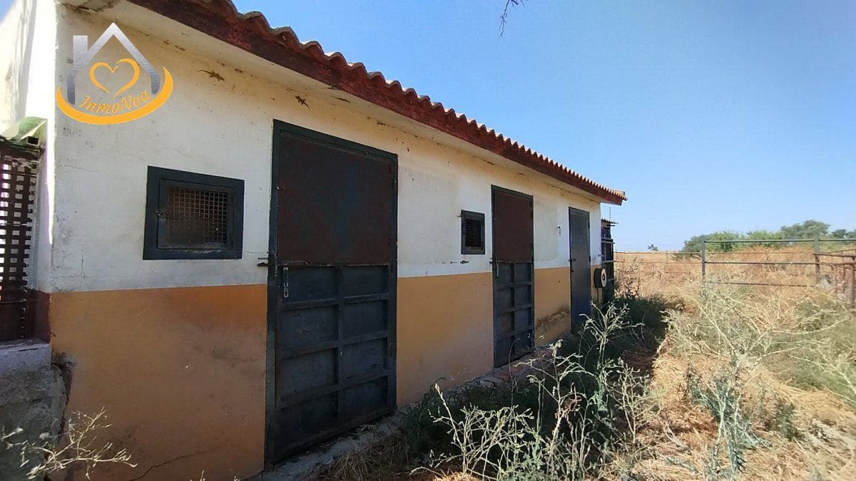 3 bedroom Finca/Country House for sale in San Juan del Puerto - € 163,500 (Ref: 9383334)