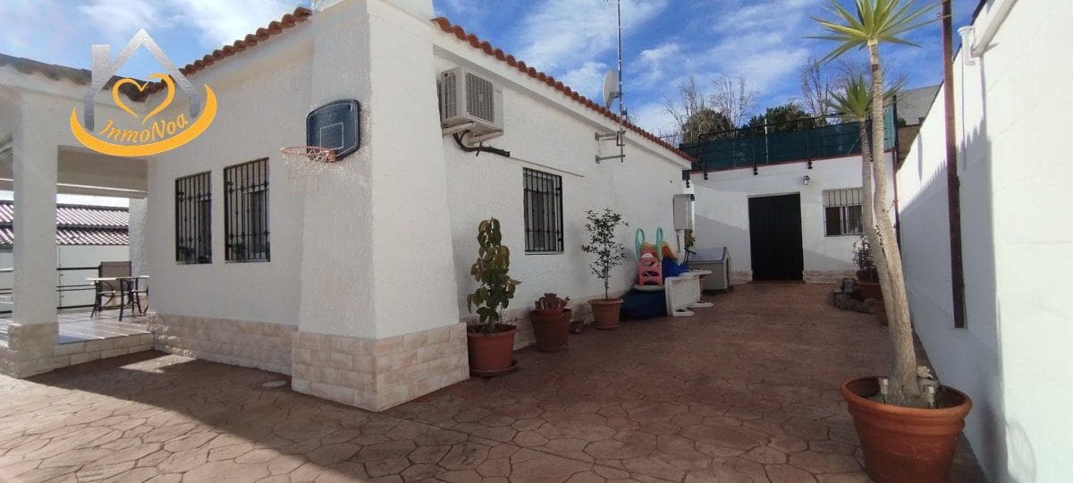 3 slaapkamer Villa te koop in El Rompido met garage - € 380.000 (Ref: 9383339)