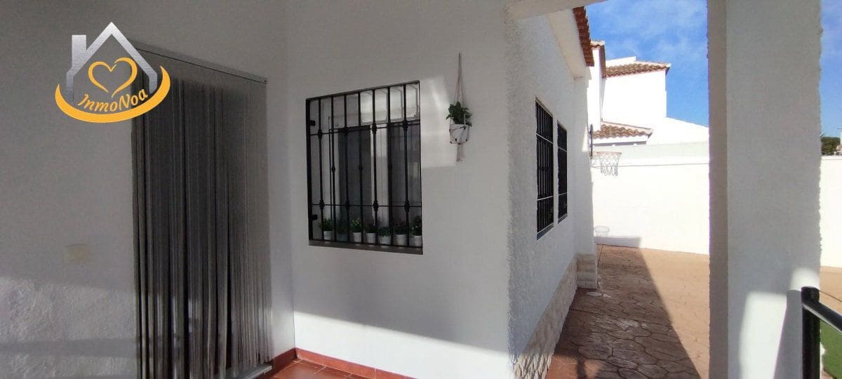 3 slaapkamer Villa te koop in El Rompido met garage - € 380.000 (Ref: 9383339)