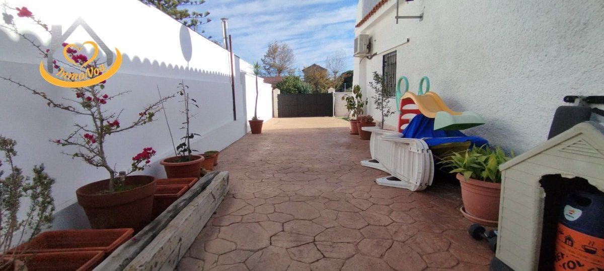 3 slaapkamer Villa te koop in El Rompido met garage - € 380.000 (Ref: 9383339)