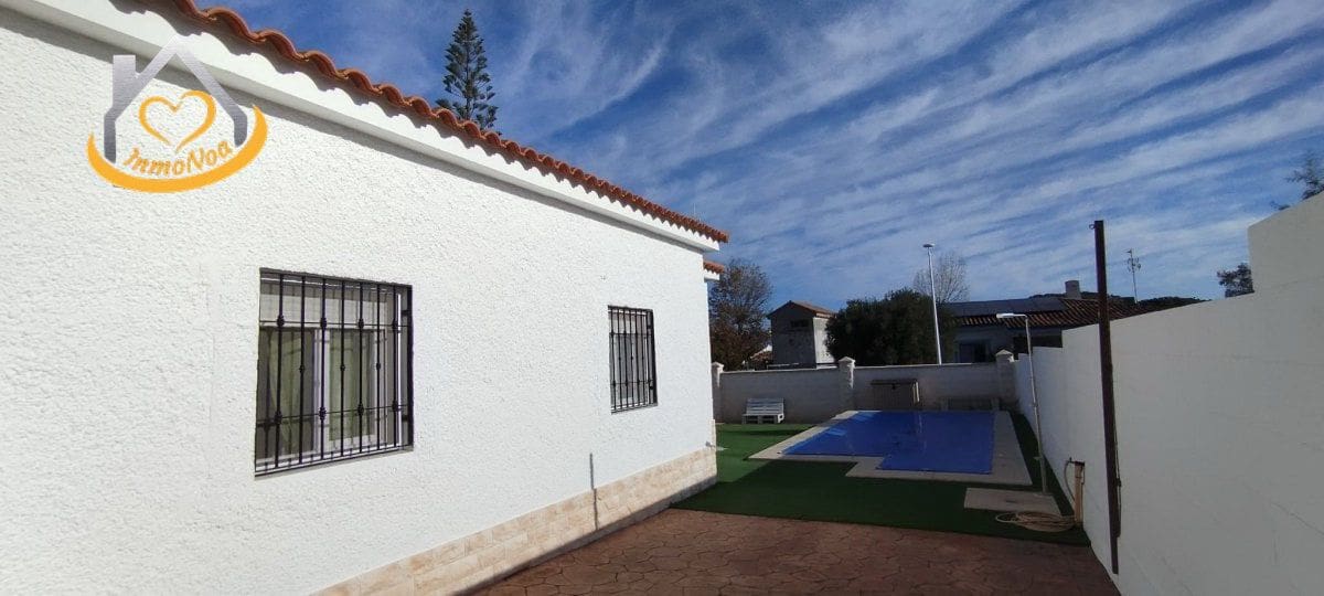 3 slaapkamer Villa te koop in El Rompido met garage - € 380.000 (Ref: 9383339)