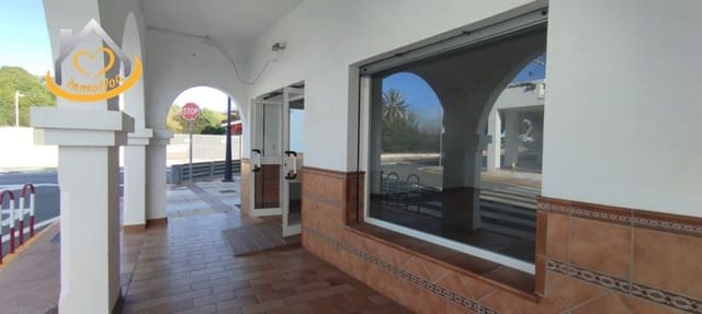 2 bedroom Commercial for sale in Cartaya - € 200,000 (Ref: 9383340)