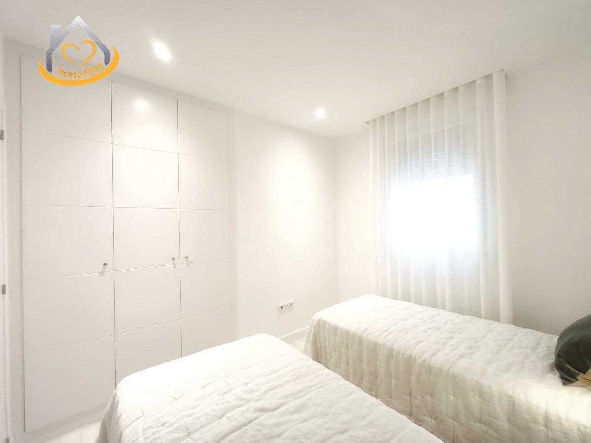 3 sovrum Lägenhet till salu i Ayamonte med garage - 249 000 € (Ref: 9383344)