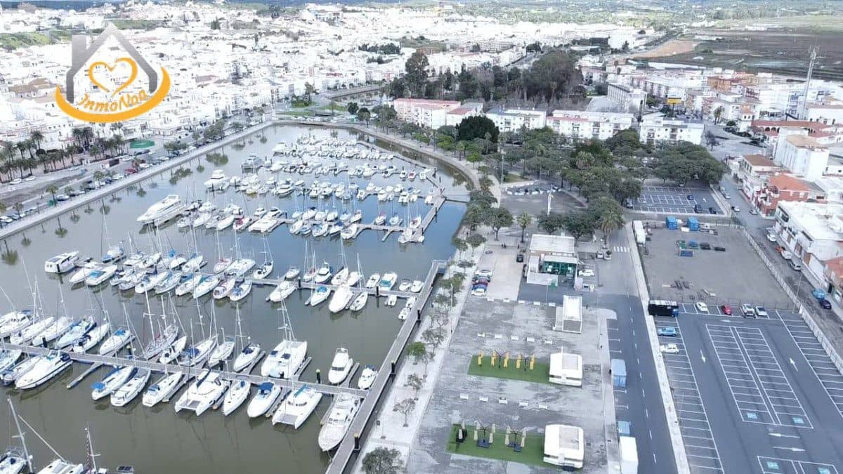 3 sovrum Lägenhet till salu i Ayamonte med garage - 249 000 € (Ref: 9383344)