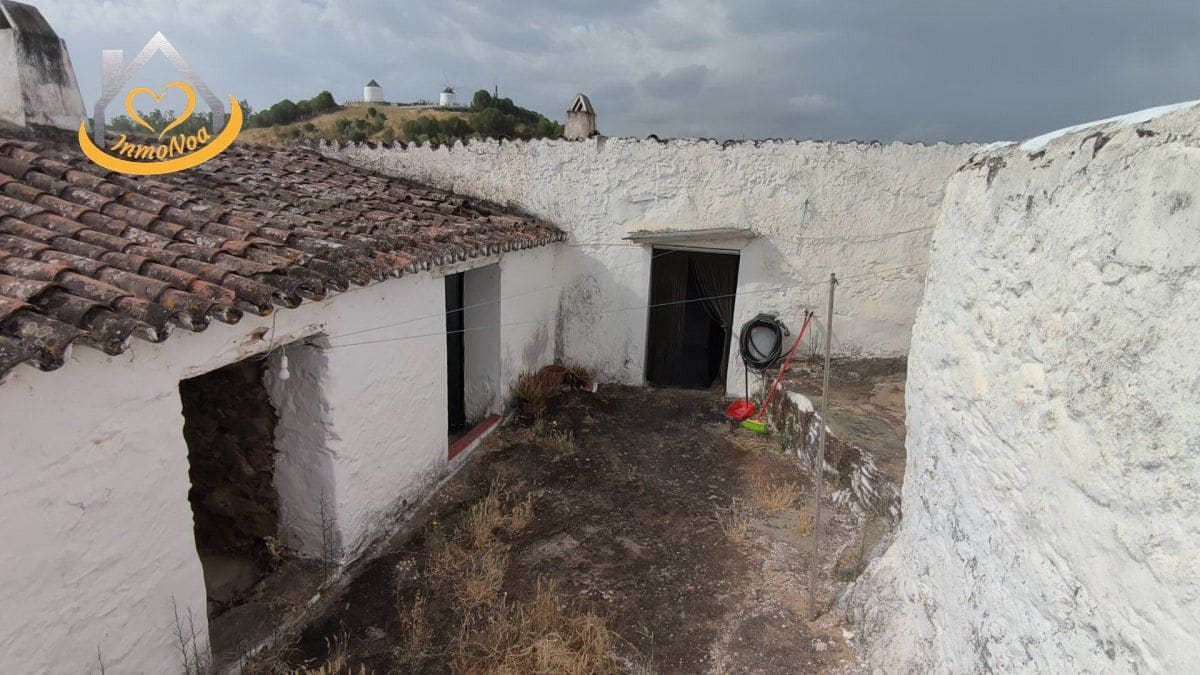 3 soverom Hus til salgs i Sanlucar de Guadiana med garasje - € 96 000 (Ref: 9383348)