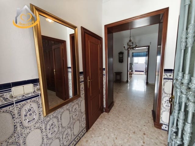 2 bedroom Townhouse for sale in Lepe - € 139,000 (Ref: 9398727)