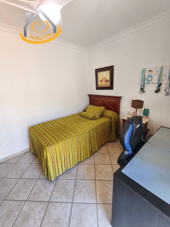 3 Zimmer Haus zu verkaufen in Lepe mit Garage - 215.000 € (Ref: 9634059)