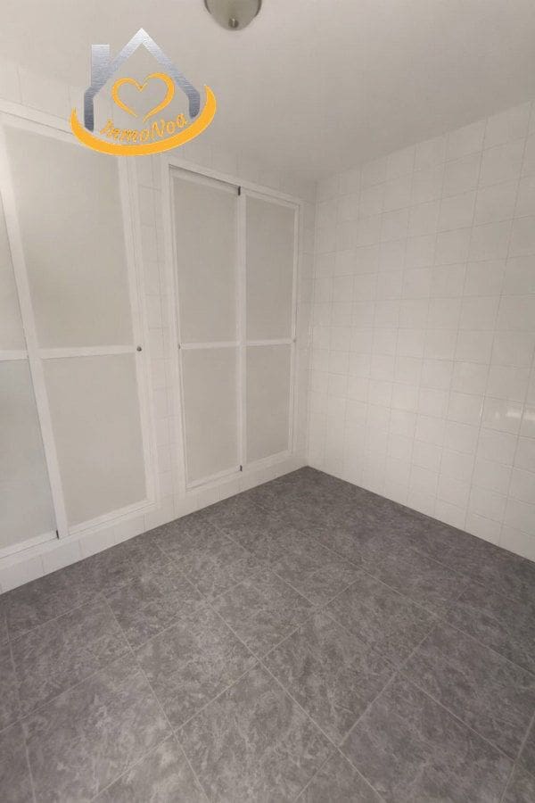 3 Zimmer Haus zu verkaufen in Lepe mit Garage - 215.000 € (Ref: 9634059)