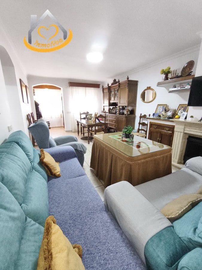 3 Zimmer Haus zu verkaufen in Lepe mit Garage - 215.000 € (Ref: 9634059)