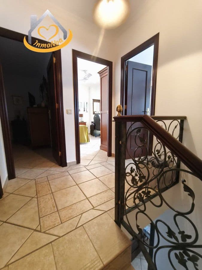 3 Zimmer Haus zu verkaufen in Lepe mit Garage - 215.000 € (Ref: 9634059)